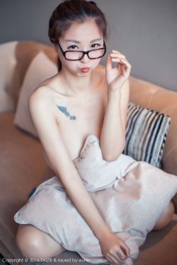 男女吃奶摸下好刺激视频